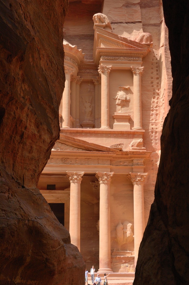 03-Jordanien-Petra-Durchblick-15369.jpg