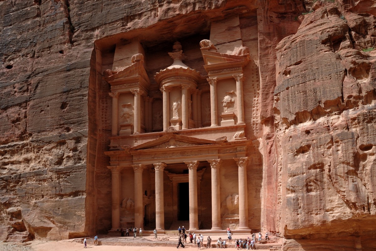 05-Jordanien-Petra-Schatzhaus-15372.jpg